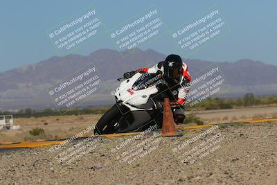 media/Oct-08-2022-SoCal Trackdays (Sat) [[1fc3beec89]]/Turn 9 Inside (10am)/